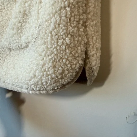 Faux shearling Sherpa fleece button up vest pockets layering piece comfort M - Picture 4 of 7